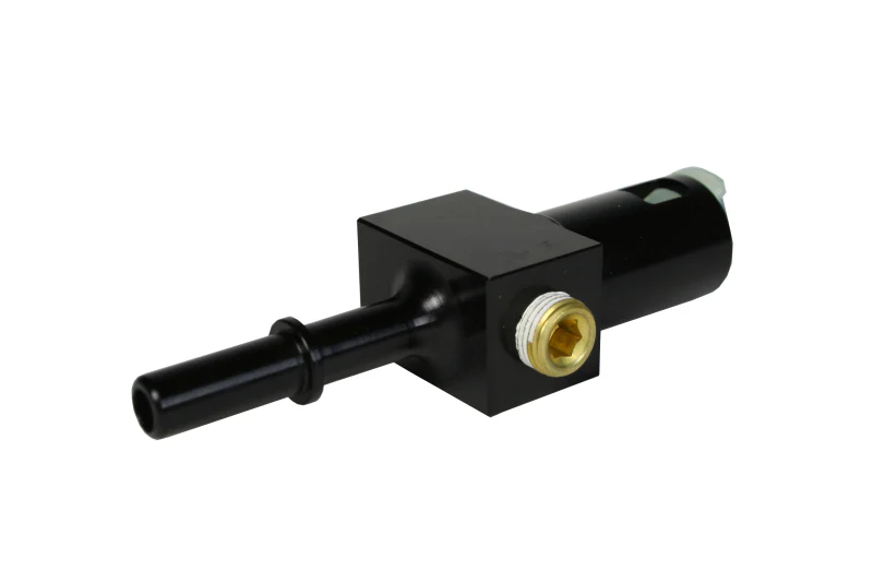 Aeromotive 5/16in Quick Connect with AN-06 port and 1/8in gauge port - Image 4
