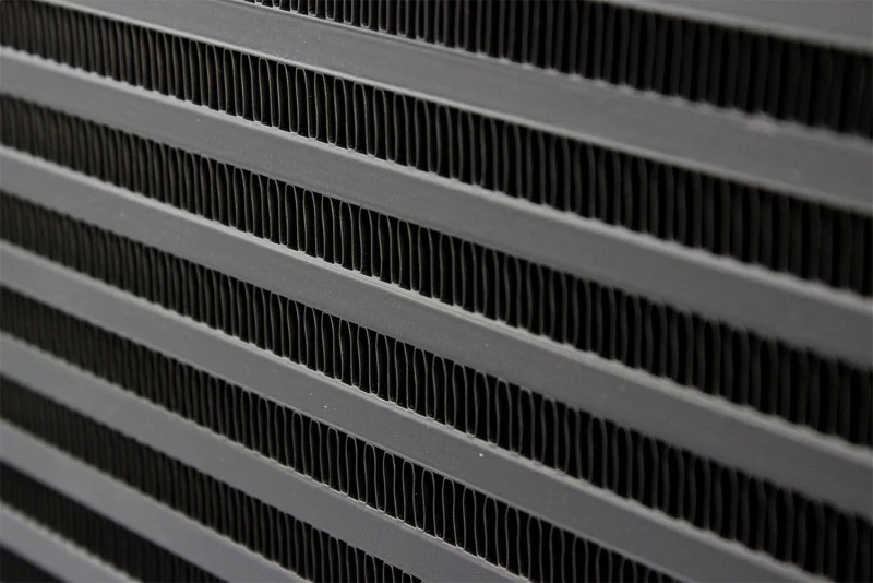 aFe BladeRunner Street Series Intercooler w/ Tubes 94-02 Dodge Diesel Trucks L6-5.9L (td) - Image 3