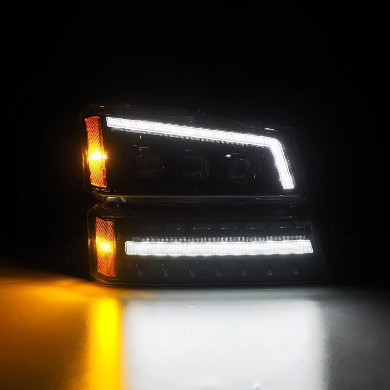 AlphaRex 03-06 Chevy Silverado 1500/2500HD/3500HD/Avalanche Alpha-Black NOVA LED Proj Headlights - Image 6