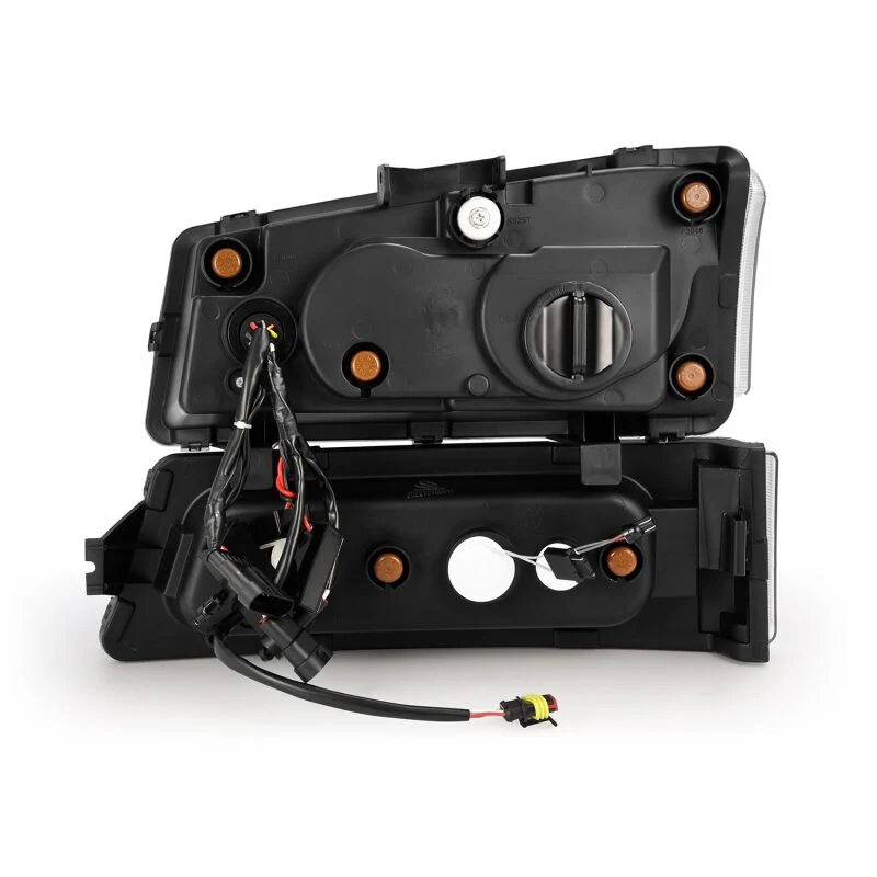AlphaRex 03-06 Chevy Silverado 1500/2500HD/3500HD/Avalanche Black NOVA LED Proj Headlights - Image 4