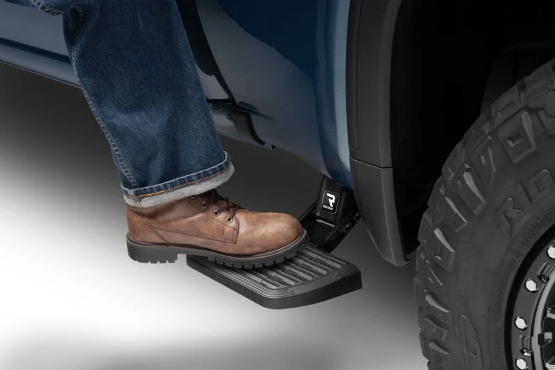 AMP Research 19-22 Chevrolet/GMC Silverado/Sierra 1500 Short Bed BedStep2 - Black - Image 6