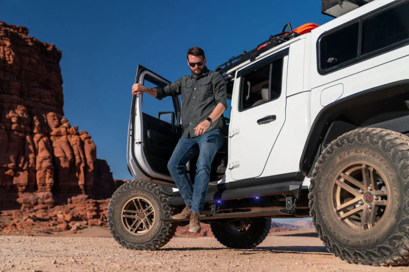 AMP Research 20-24 Jeep JT Gladiator (Launch/Overlnd/Rubicon/Sport/Sport S) PowerStep XL - Black - Image 20