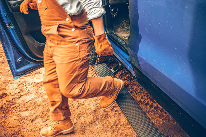 AMP Research 2025 RAM 1500 (Gas ONLY) PowerStep Plug & Play - Black - Image 8