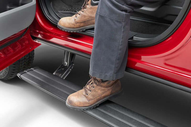 AMP Research 2025 RAM 2500/3500 Diesel PowerStep Vision - Image 3