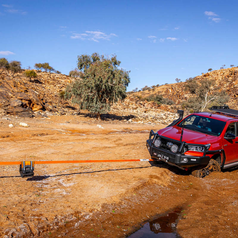 ARB Weekender Recovery Kit Incl 17600lb Recovery Strap/4.75T Shackles - Image 12