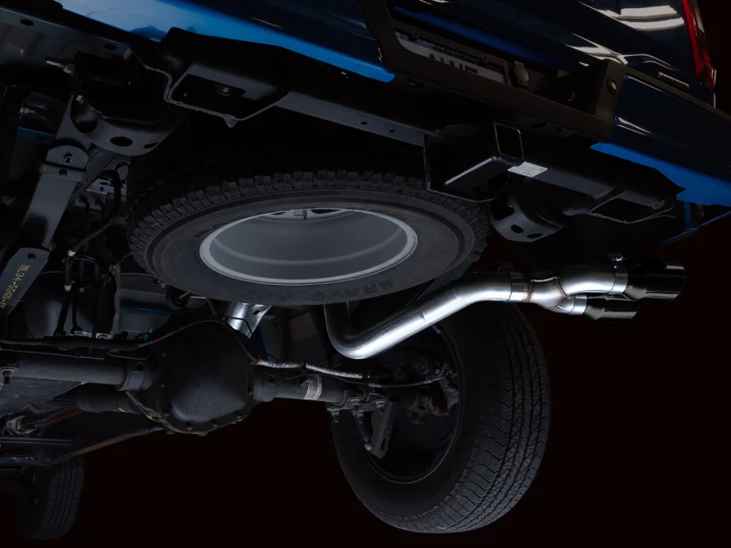 AWE 21+ Ford F150 Dual Side Exit Cat-Back Exhaust - 4.5in Diamond Black Tips *For Stock Y-Pipe Only - Image 2