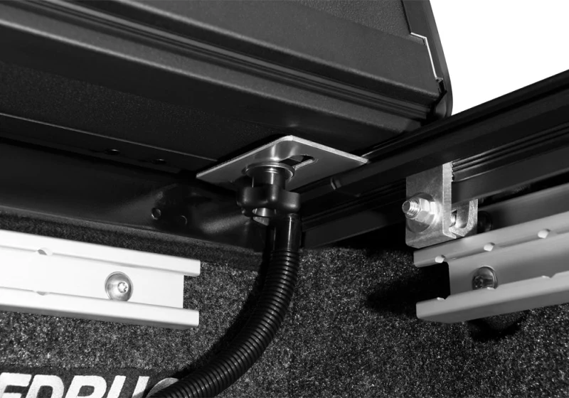BAK 05-20 Nissan Frontier 5ft Bed BAKFlip MX4 Matte Finish - Image 18