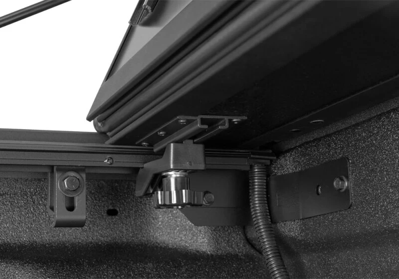 BAK 15-20 Ford F-150 5.7ft. Bed BAKFlip MX4 TS - Image 15