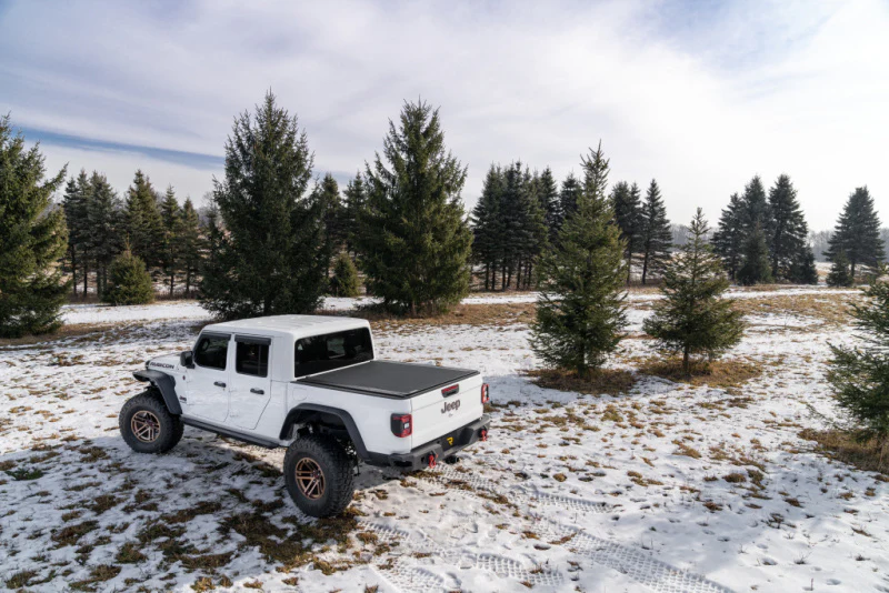 BAK 20-21 Jeep Gladiator Revolver X4s 5ft Bed Cover - Image 27