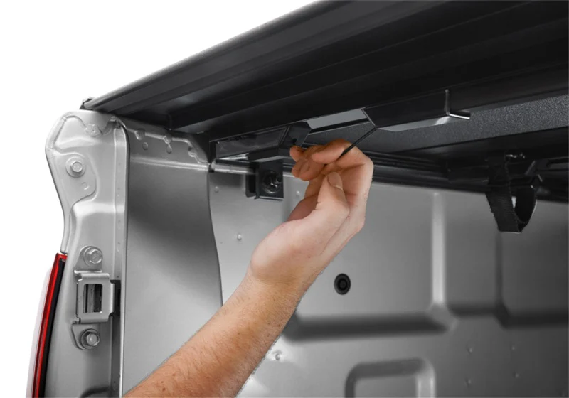 BAK 2022 Nissan Frontier 5ft Bed BAKFlip MX4 Matte Finish - Image 3