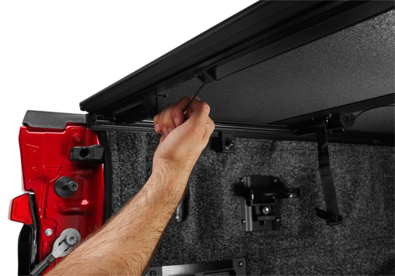 BAK 21-22 Ford F-150 (Incl. 2022 Lightning) BAKFlip MX4 5.7ft Bed Cover - Matte Finish - Image 11