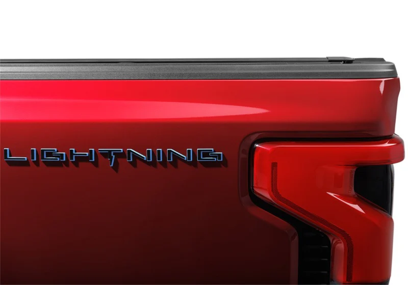 BAK 21-22 Ford F-150 (Incl. 2022 Lightning) BAKFlip MX4 5.7ft Bed Cover - Matte Finish - Image 16