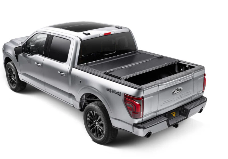 BAK 99-07 Ford Super Duty 8ft Bed BAKFlip G2 - Image 9
