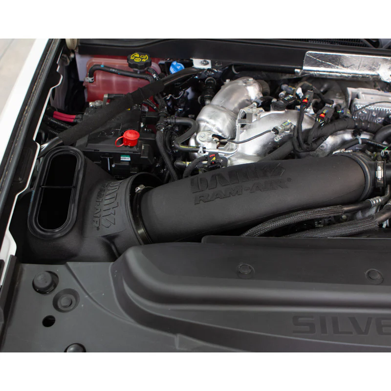 Banks Power 17-19 Chevy/GMC 2500 L5P 6.6L Ram-Air Intake System - Image 4