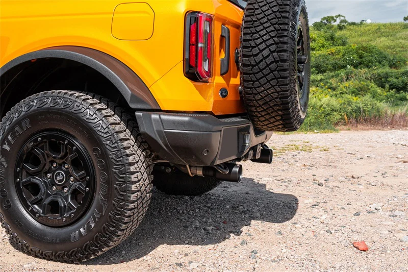 Corsa 21-25 Ford Bronco 2.7L 2-Door 2.75in Cat-Back Dual Rear Exhaust w/ 4in Straight-Cut Black Tips - Image 2