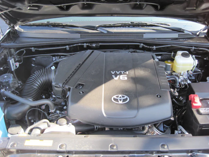 K&N 05-10 Toyota Tacoma/Tundra / 02-09 4Runner / 07-09 FJ Cruiser Drop In Air Filter - Image 7