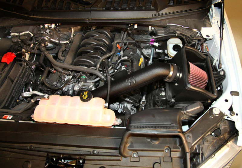 K&N 15-16 Ford F150 V8-5.0L AirCharger Performance Intake Kit - Image 3