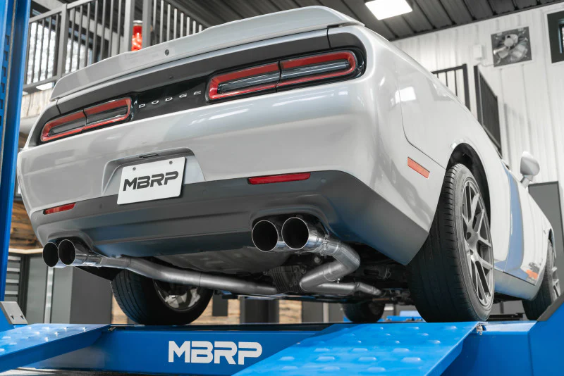 MBRP 15-16 Dodge Challenger 5.7L HEMI Cat Back Dual Split Rear - Image 4