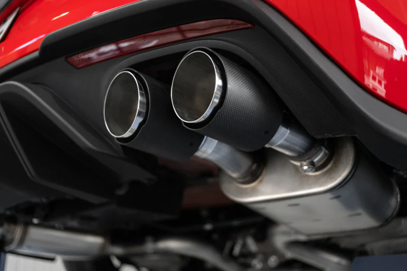 MBRP 18-20 Ford Mustang GT 5.0 w/ Quad Tip Active Exhaust Cat Back Split Rear T304 w/ Carb Fib Tips - Image 6