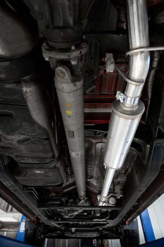 MBRP 19-24 GM 1500 Silverado/Sierra 2.7L Blk-Coated Alum. Steel 3in Cat-Back Single Side 4in Blk Tip - Image 4