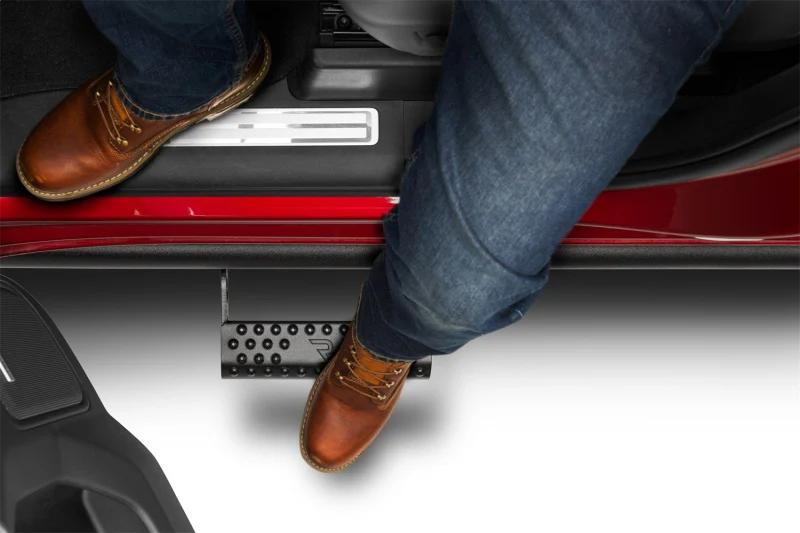 N-Fab RKR Step System 2019 Chevy/GMC 1500 Crew Cab - Cab Length - Tex. Black - 1.75in - Image 5