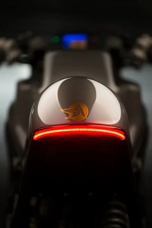 Oracle 9in Waterproof LED Concept Strip (Single) - Amber - Image 2