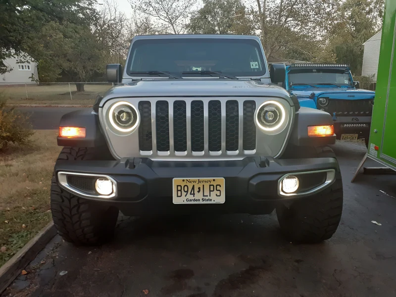Oracle Jeep Wrangler JL Oculus Bi-LED Projector Headlights- Graphite Metallic - 5500K - Image 46