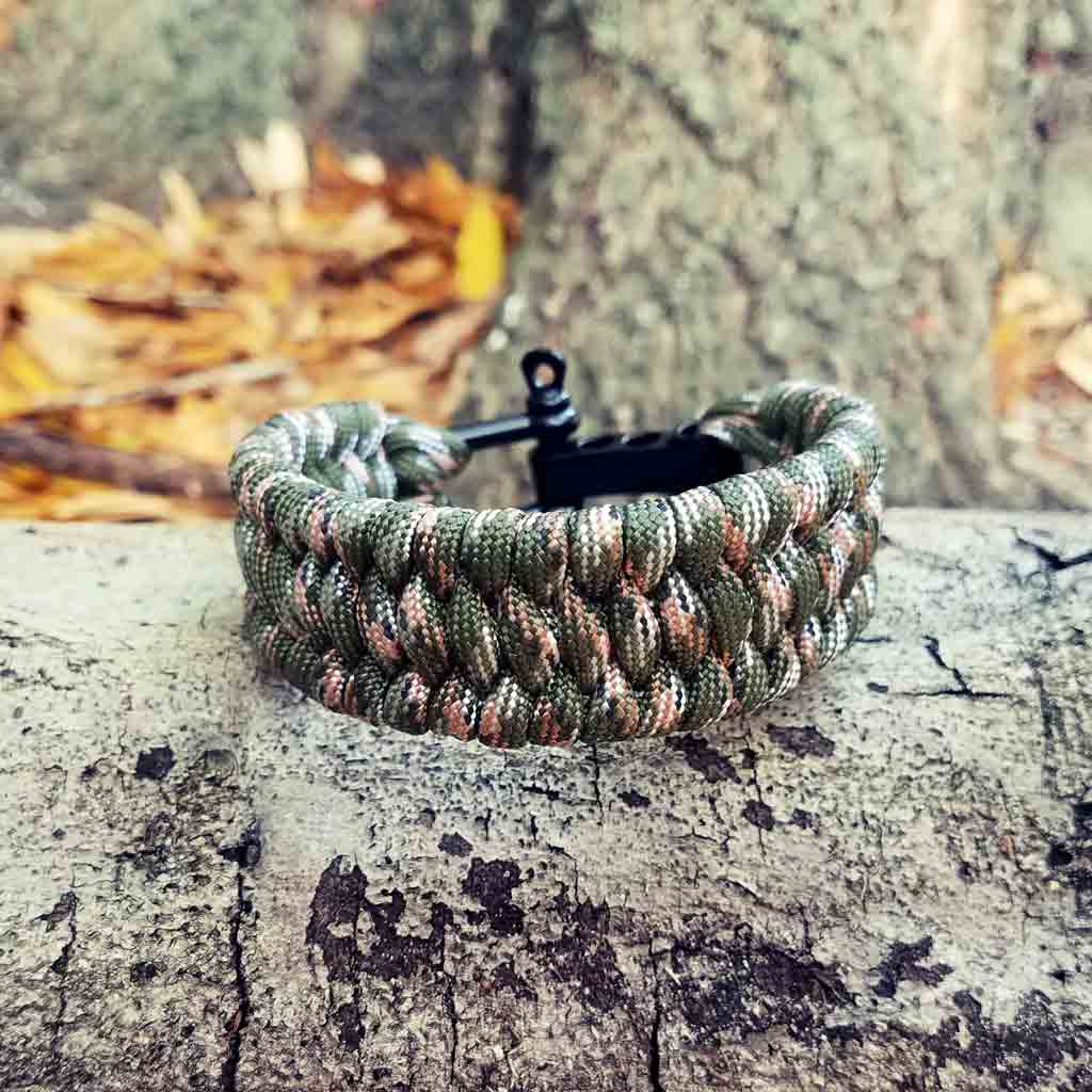Paracord Survival Bracelet - Image 6