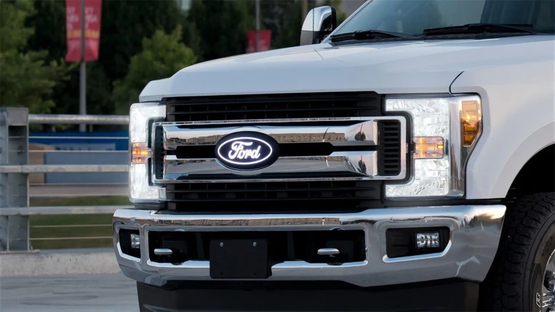 Putco 17-20 Ford SuperDuty Front Luminix Ford LED Emblem - w/o Camera CutOut - Image 3