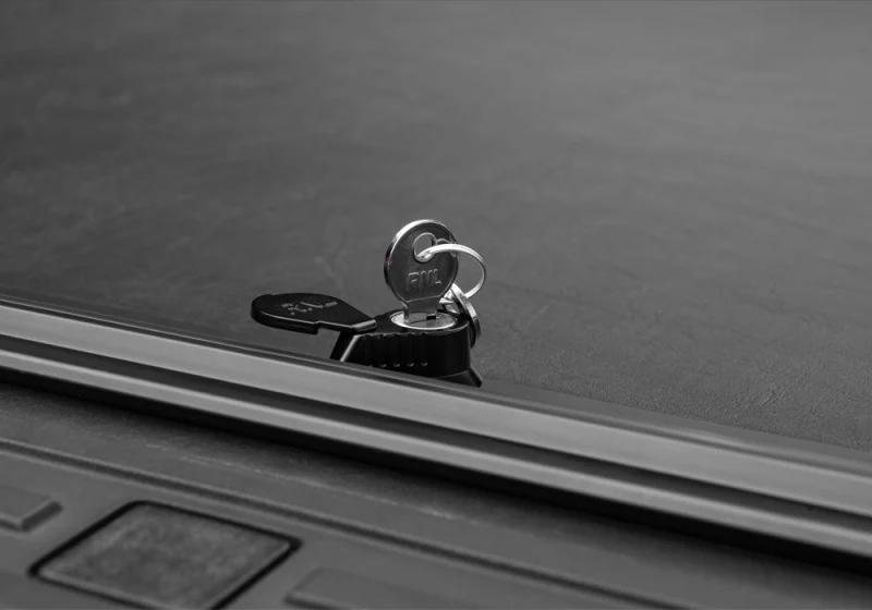 Roll-N-Lock 15-18 Ford F-150 SB 77-3/8in M-Series Retractable Tonneau Cover - Image 28