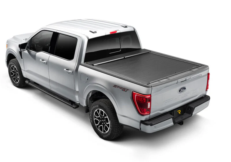 Roll-N-Lock 17-19 Ford F-250/F-350 Super Duty SB 80-3/8in A-Series Retractable Tonneau Cover - Image 4