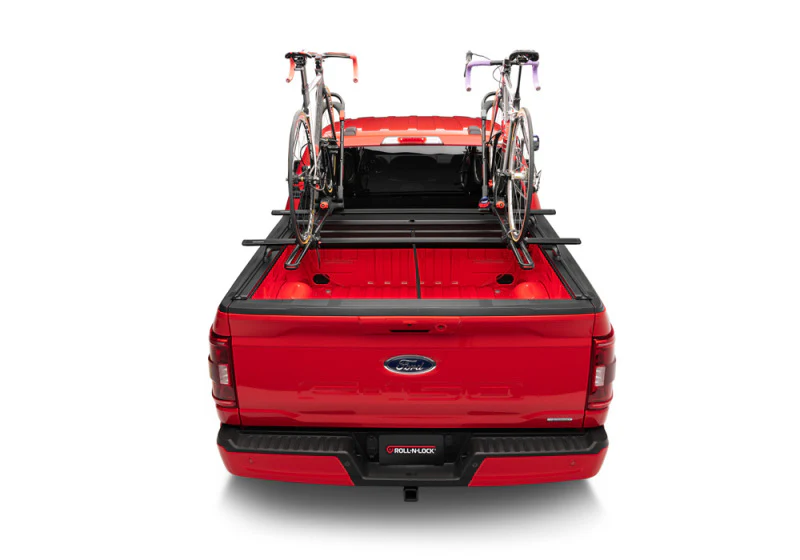 Roll-N-Lock 20-22 Chevrolet Silverado 2500-3500 (82.2in. Bed) A-Series XT Retractable Tonneau Cover - Image 8
