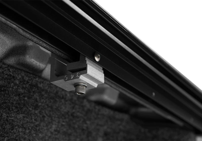 Roll-N-Lock 2020 GM Silverado / Sierra 2500/3500 6ft 10in Bed A-Series Retractable Tonneau Cover - Image 26