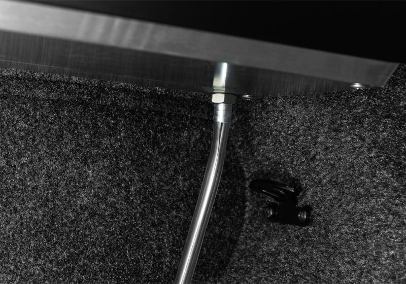 Roll-N-Lock 2021 Ford F-150 67.1in M-Series Retractable Tonneau Cover - Image 7