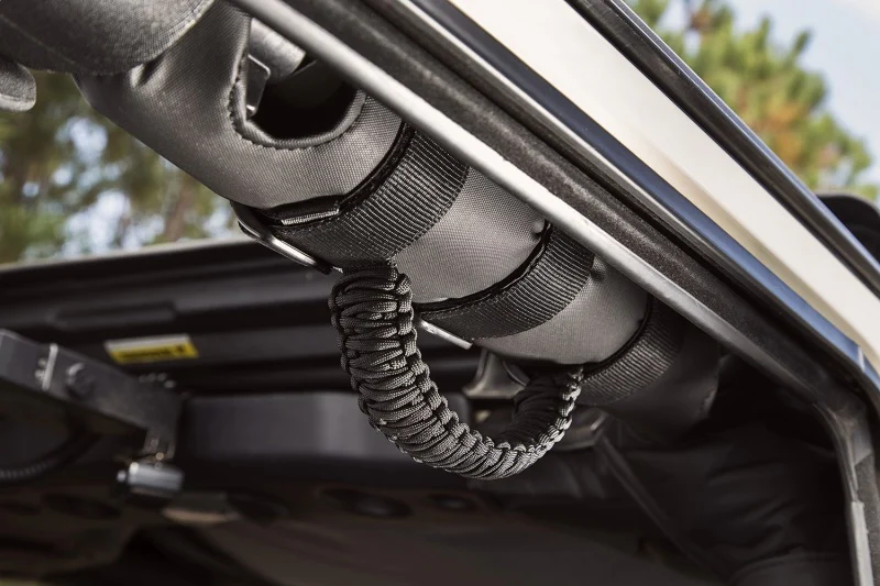 Rugged Ridge Paracord Grab Handles Black/Black Pair - Image 3
