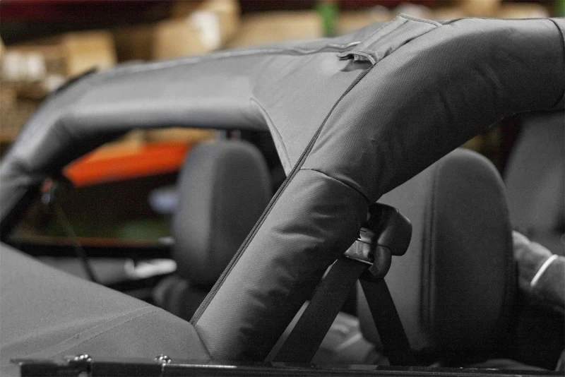 Rugged Ridge Roll Bar Cover Vinyl 07-18 Jeep Wrangler Unlimited JK - Image 3