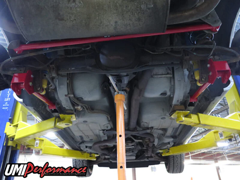 UMI Performance 82-02 GM F-Body Tubular Lower Control Arms Non-Ajustable Panhard Bar Kit - Image 5