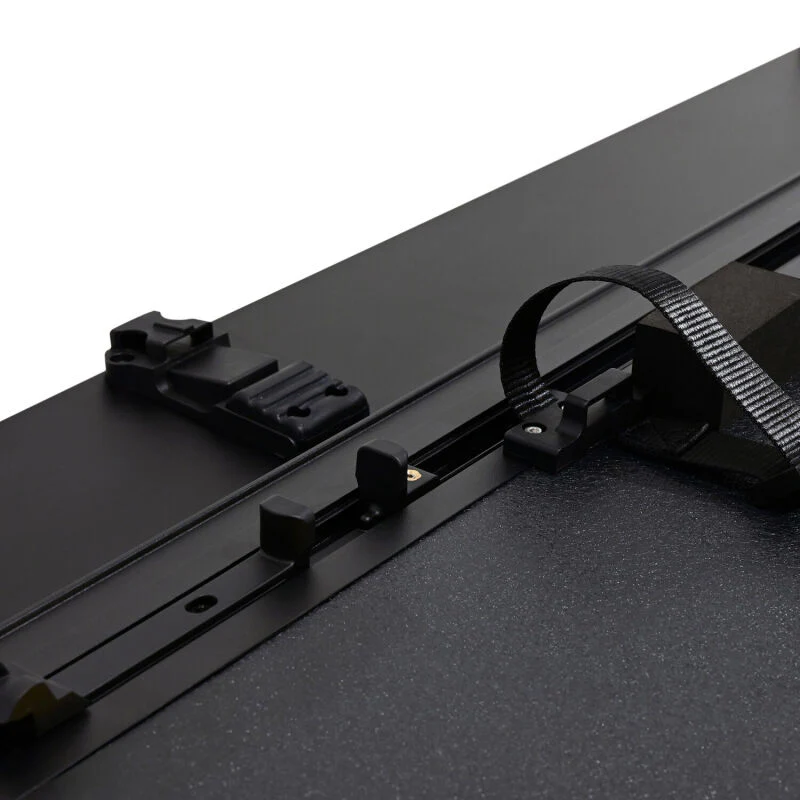 Westin 20-26 Chevrolet/GMC 2500HD 3500HD 6ft. 9in. Bed Hard Tri-Fold Tonneau Cover - Black - Image 10