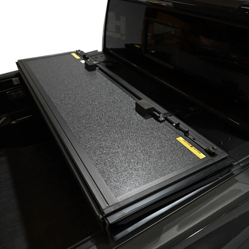 Westin 24-26 Toyota Tacoma 2WD/4WD 5ft. Bed Hard Tri-Fold Tonneau Cover - Black - Image 5
